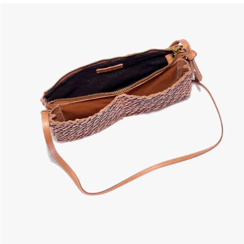 The knotted Crossbody Bag in Woven Leather- Madewell